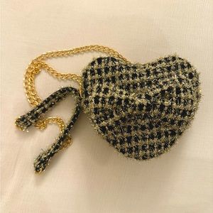 Small Heart Black and Gold Purse